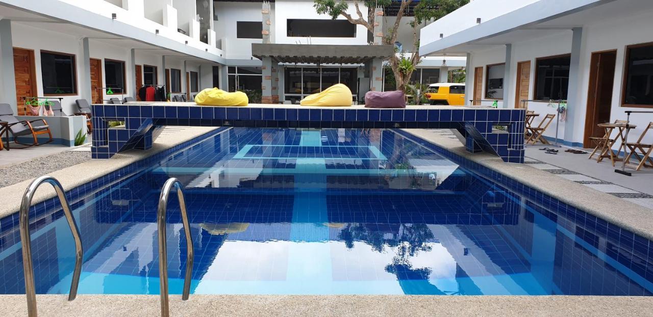 Ocean Holic Resort Тагбиларан Сити Екстериор снимка